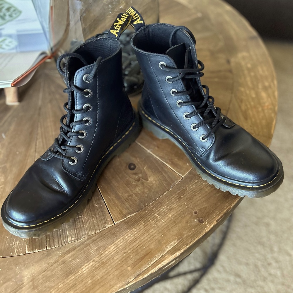 Dr. Martens “Luana” Women’s combat Boot shoes . Size 8